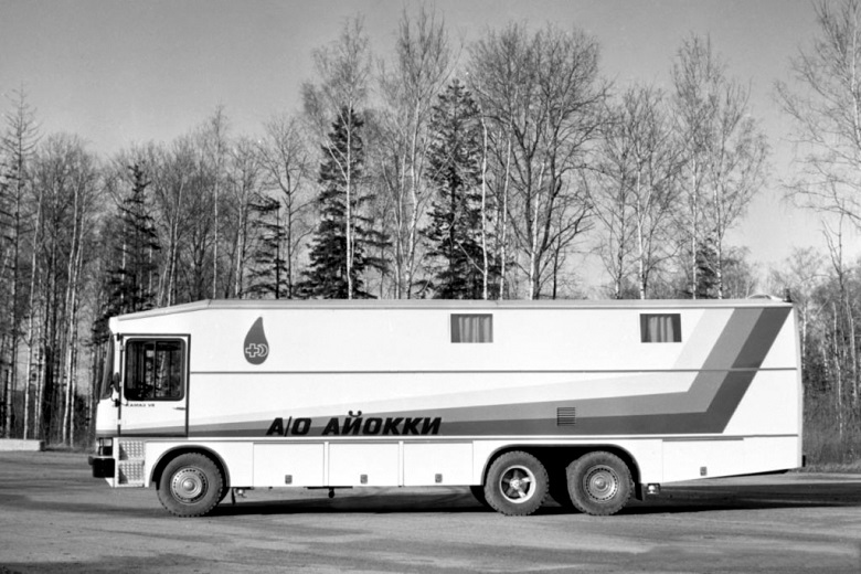 Автомобиль КАМАЗ-Ajokki специальной службы крови для плазма-цитафереза